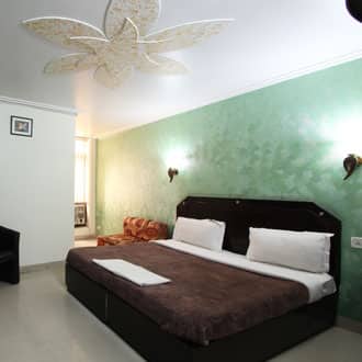 AirportHotel Noratan Palace By RoomsInc, New Delhi 4